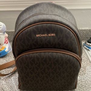 Michael Kors MICHAEL Large Abbey Jet Set Backpack